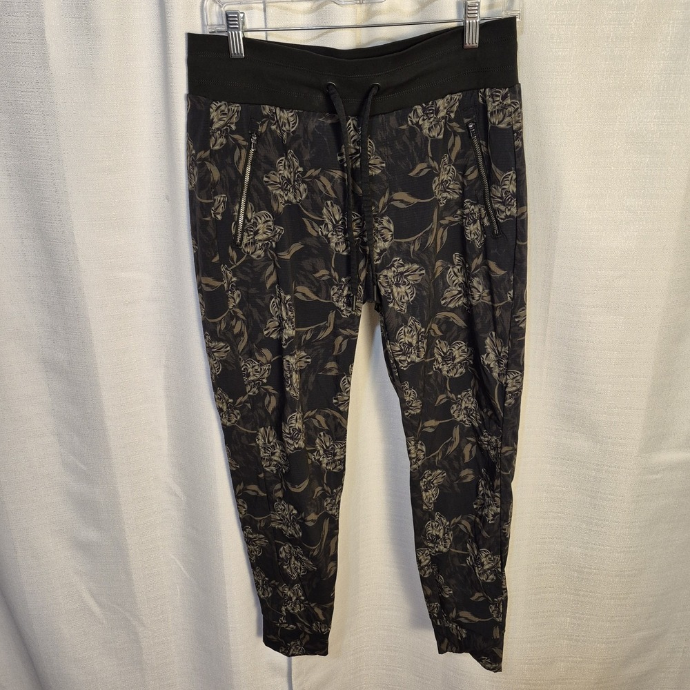 Athleta 6 Trekkie North CasualPrinted Floral Olive Jogger Drawstring Pockets